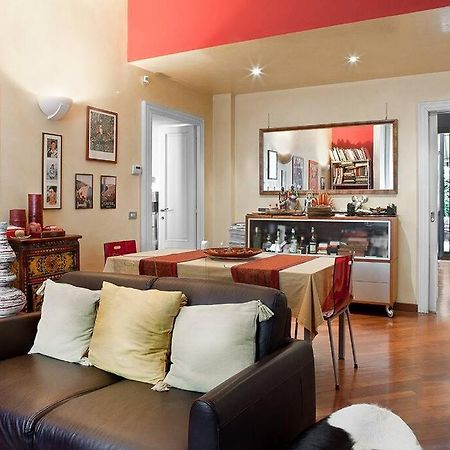 Apartment With Terrace In Central Μιλάνο Εξωτερικό φωτογραφία